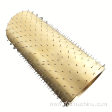 Paper bag perforated needle roller